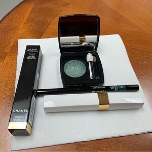 CHANEL La Base Mascara NWT AUTHENTIC plus green eyeshadow, green eyeliner